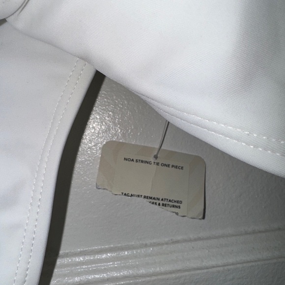 Fabletics Cutout One-Piece white Swimsuit NWT 1x - Picture 7 of 10